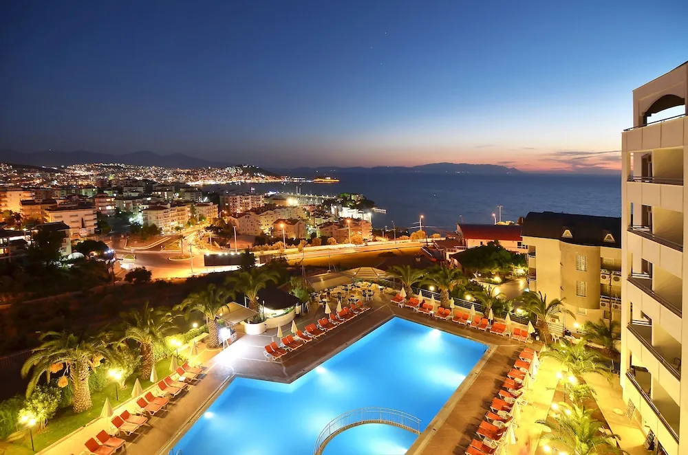 Tek Büyük Yataklı Oda, Deniz Manzaralı