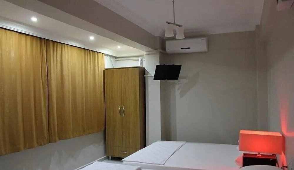 Standard Üç Kişilik Oda