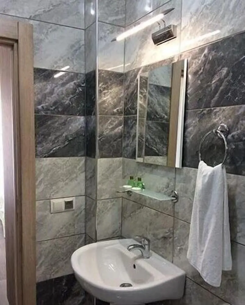 Standard Tek Büyük veya İki Ayrı Yataklı Oda