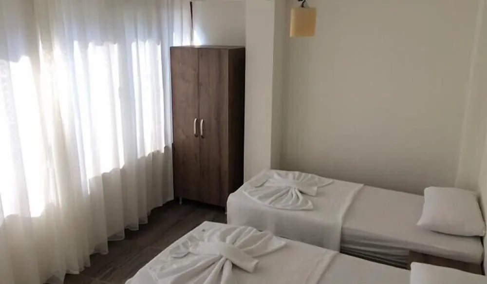 Standard Tek Büyük veya İki Ayrı Yataklı Oda