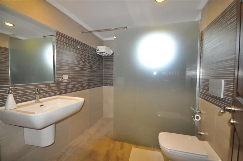 Deluxe Tek Büyük Yataklı Oda, Deniz Manzaralı