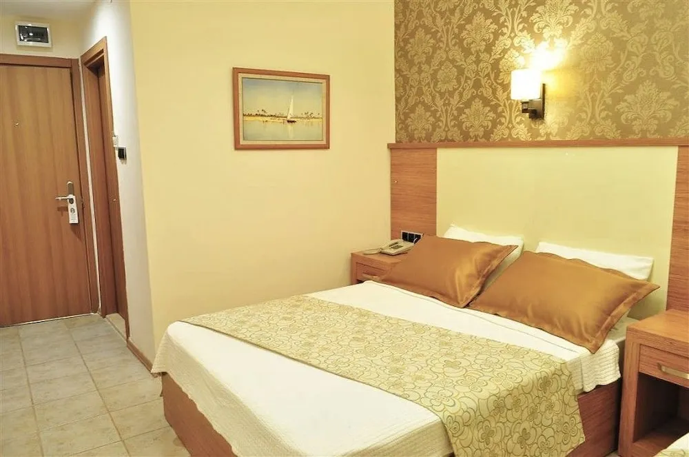 Deluxe Tek Büyük Yataklı Oda, Deniz Manzaralı