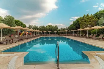 Assos Park Hotel