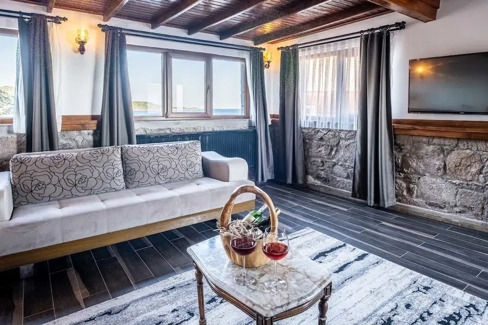 Luxury Çatı Katı Süiti (Penthouse)
