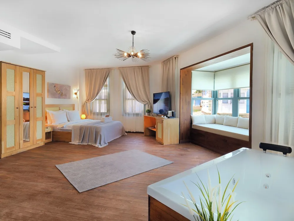 Luxury Oda, 1 Yatak Odası (Bay Window)