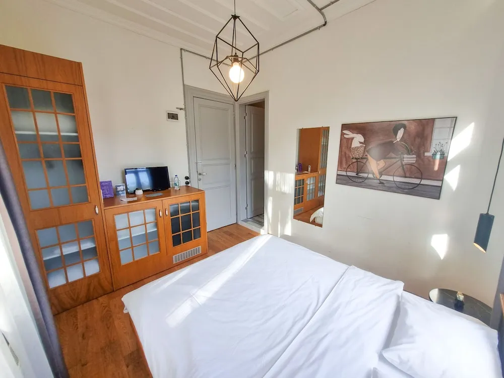 Deluxe Tek Büyük Yataklı Oda