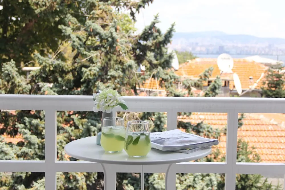Süit, Balkon, Deniz Manzaralı
