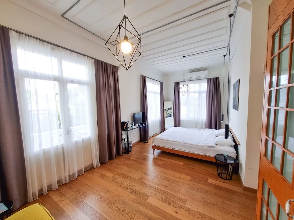 Süit, Balkon