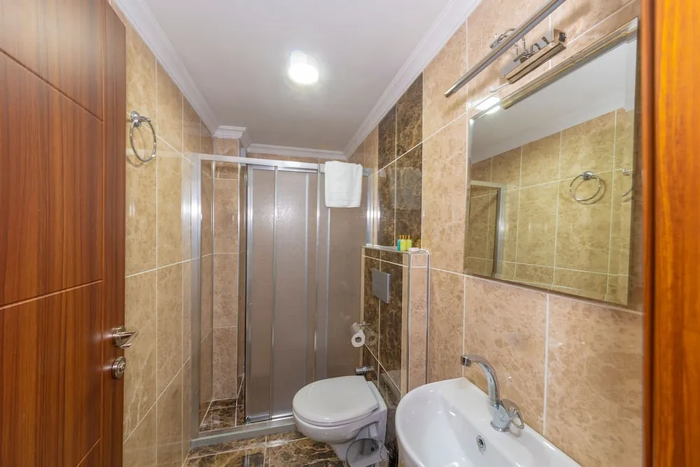 Standard Üç Kişilik Oda