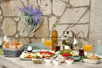 Peri Art Hotel