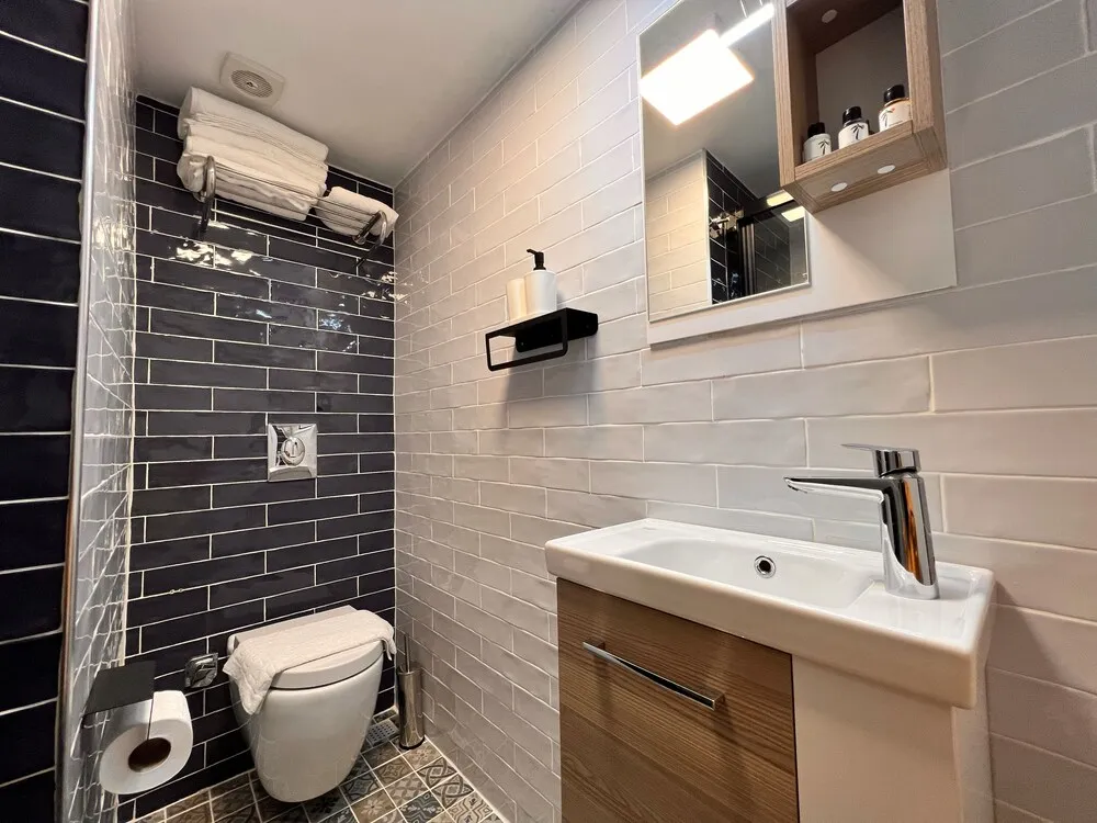 Deluxe Üç Kişilik Oda