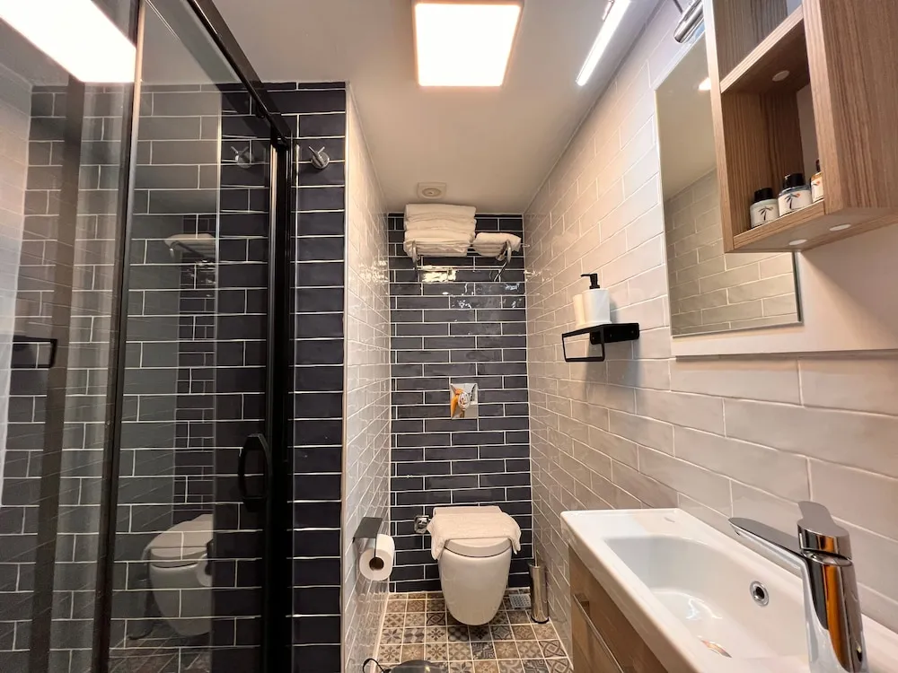 Deluxe Üç Kişilik Oda