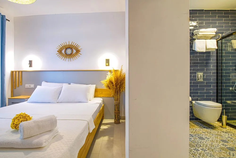 Deluxe Tek Büyük Yataklı Oda