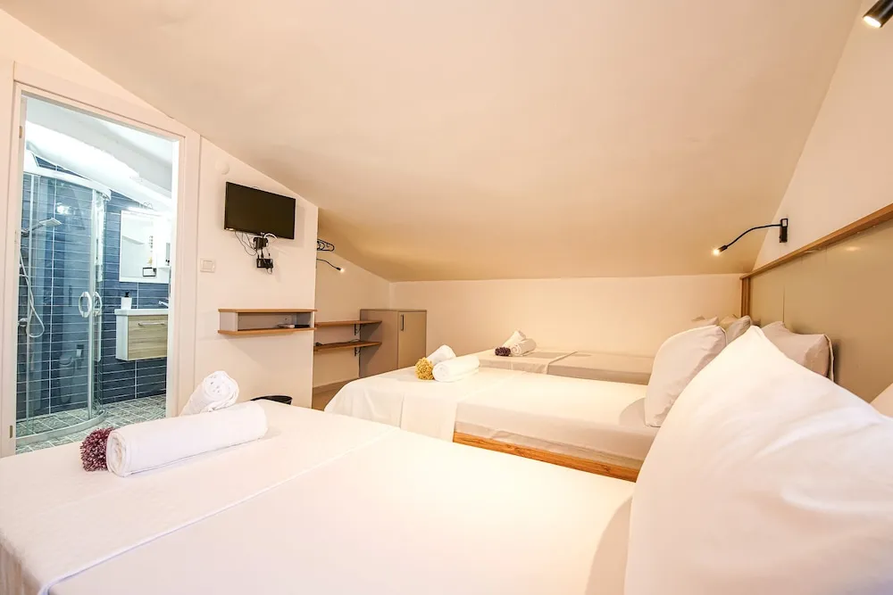 Comfort Üç Kişilik Oda