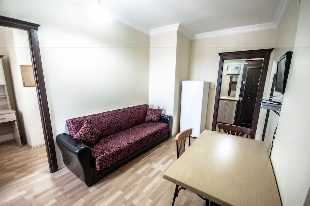 Apart Daire, 2 Yatak Odası, Balkon