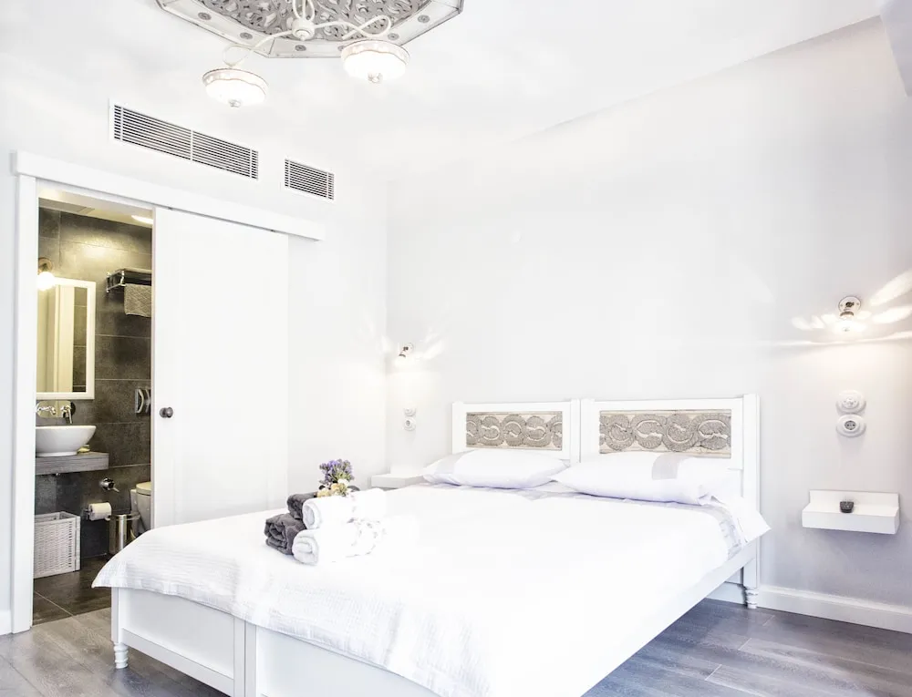 Deluxe Tek Büyük veya İki Ayrı Yataklı Oda, Sigara İçilmez, Deniz Manzaralı