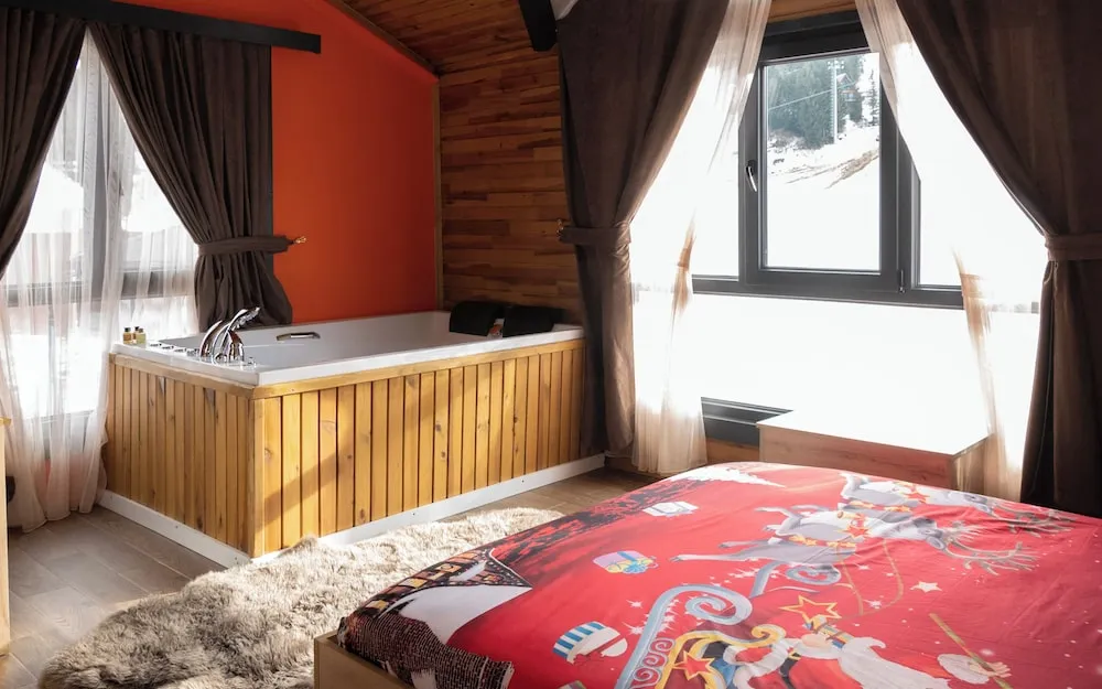 Deluxe Tek Büyük Yataklı Oda