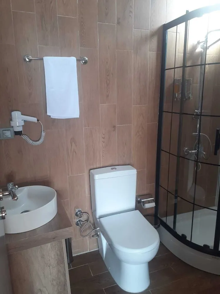 Standard Tek Büyük Yataklı Oda, Dağ Manzaralı