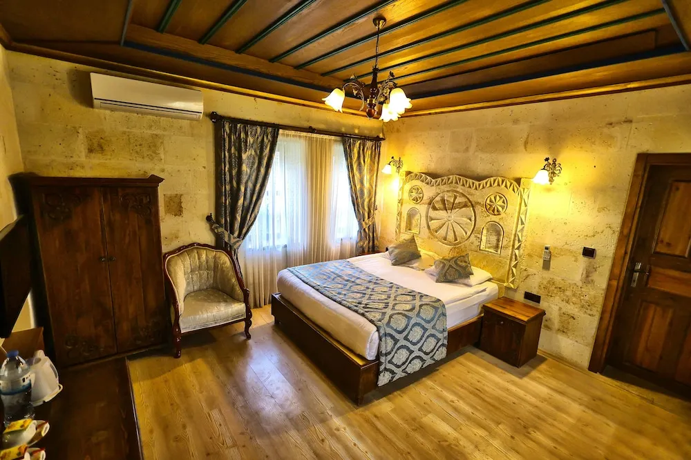 Comfort Tek Büyük Yataklı Oda