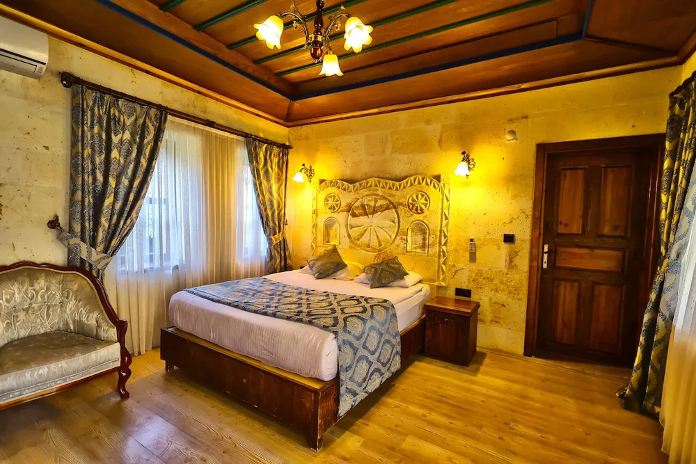 Comfort Tek Büyük Yataklı Oda
