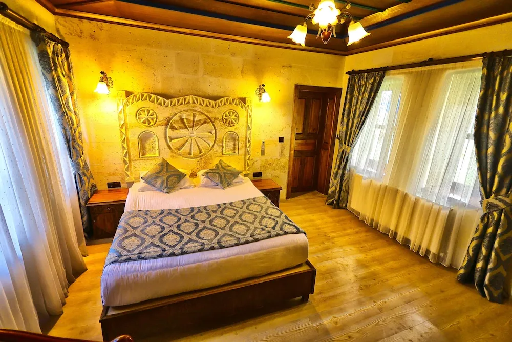 Comfort Tek Büyük Yataklı Oda