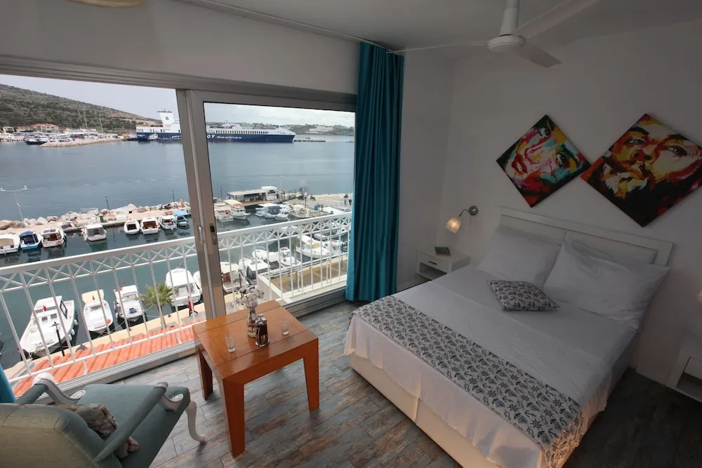 Deluxe Tek Büyük Yataklı Oda, Deniz Manzaralı