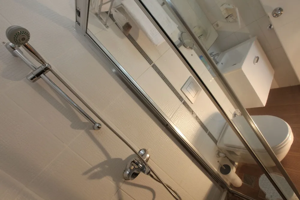 Deluxe Tek Büyük Yataklı Oda, Balkon, Deniz Manzaralı