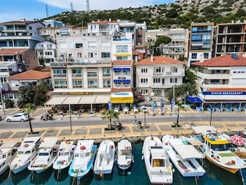 Larimar Boutique Hotel