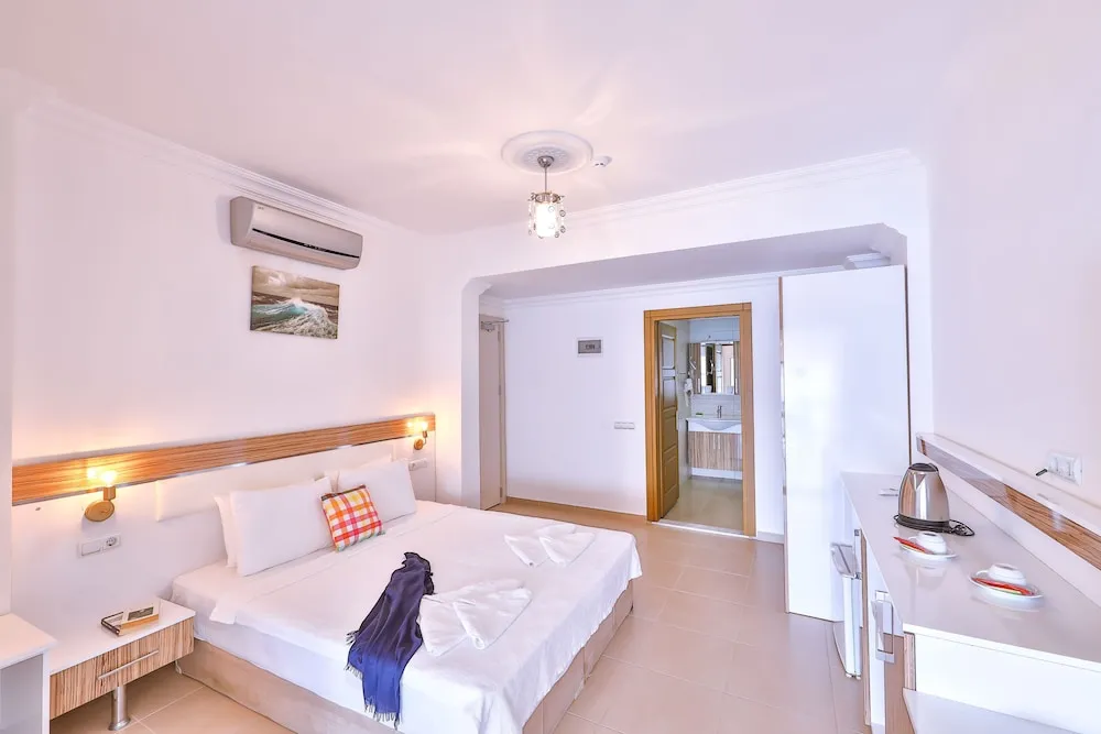 Deluxe Tek Büyük Yataklı Oda, Deniz Manzaralı
