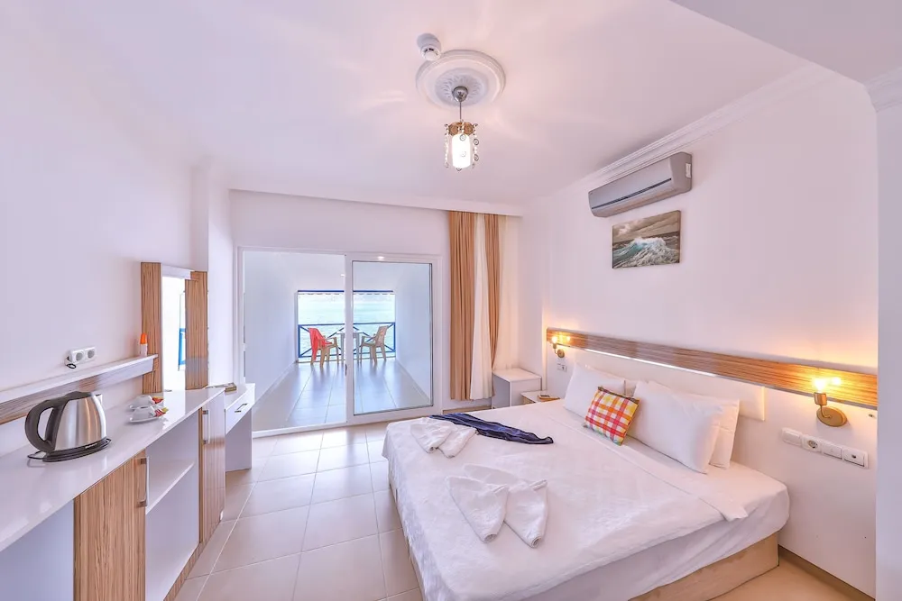 Deluxe Tek Büyük Yataklı Oda, Deniz Manzaralı