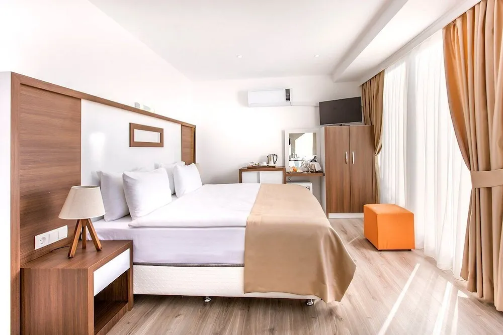 Süit, Deniz Manzaralı (Jacuzzi)