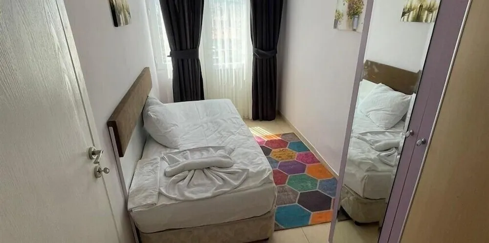 Family Süit, Kısmi Deniz Manzaralı