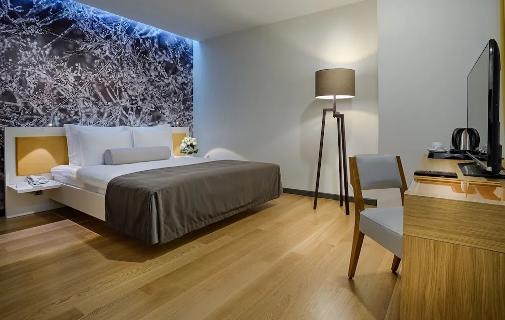 Suite Room
