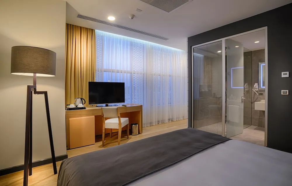 Suite Room