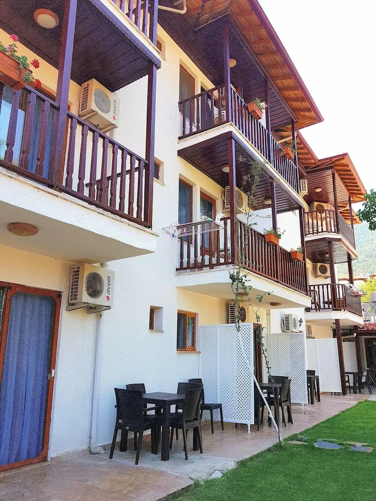 Standard Stüdyo, 1 Çift Kişilik Yatak, Sigara İçilmez, Bahçe Manzaralı