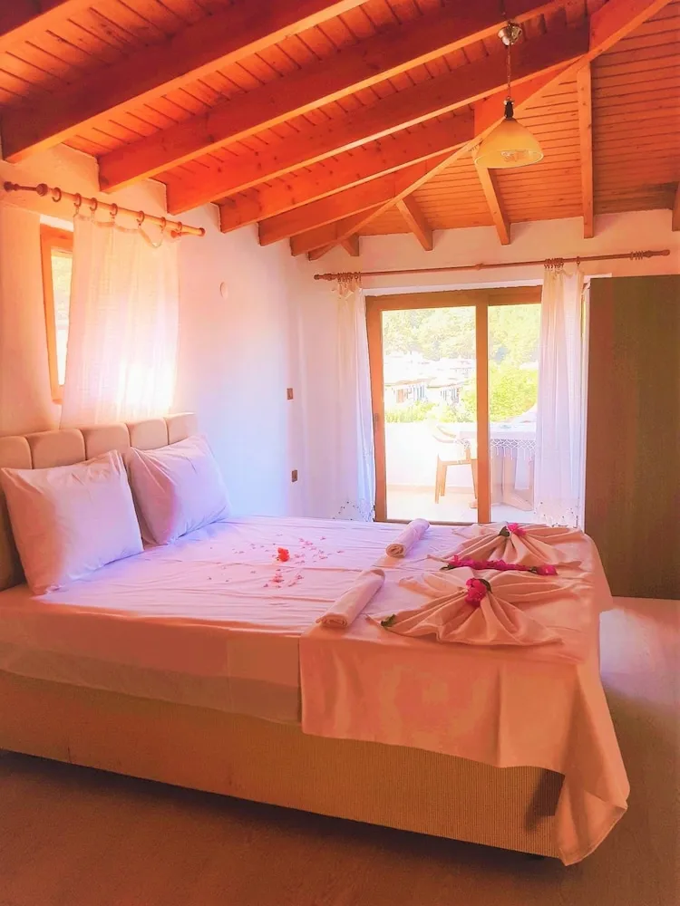 Standard Çatı Katı Süiti (Penthouse), 1 Çift Kişilik Yatak, Sigara İçilmez, Vadi Manzaralı