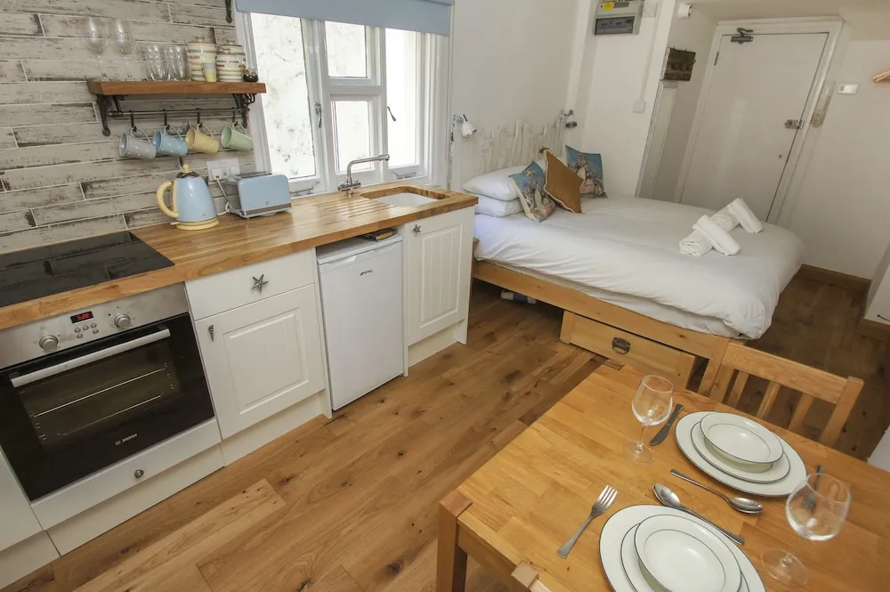 Brunswick Garden Studio Patio by Brighton Holiday Lets