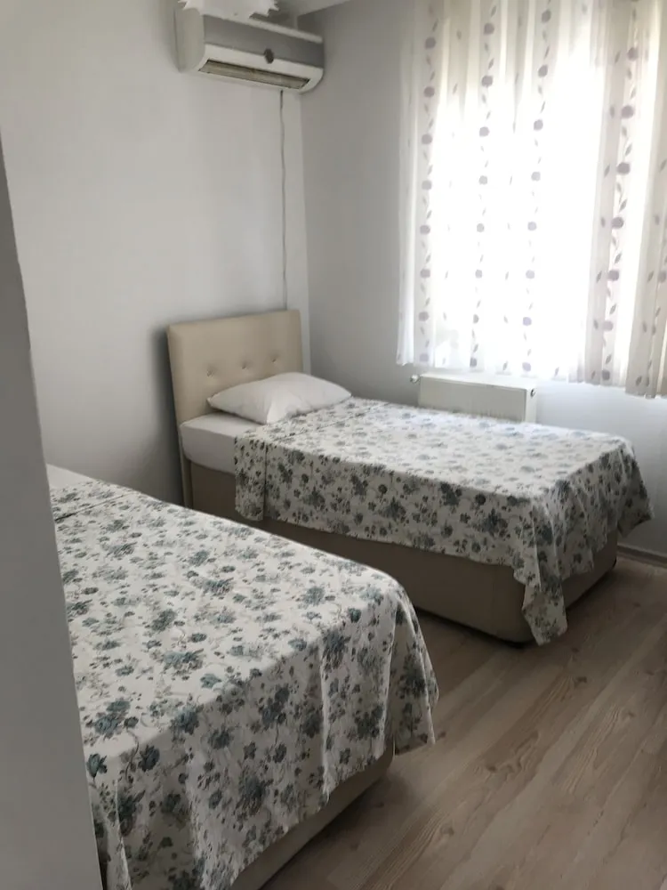 Standard Üç Kişilik Oda