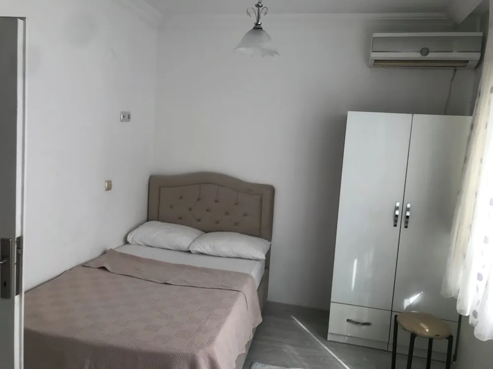 Standard Üç Kişilik Oda