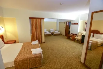 Kayhanbey Otel