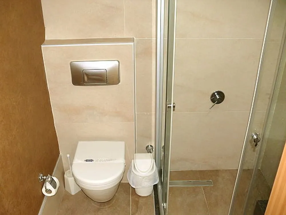 Standard Üç Kişilik Oda