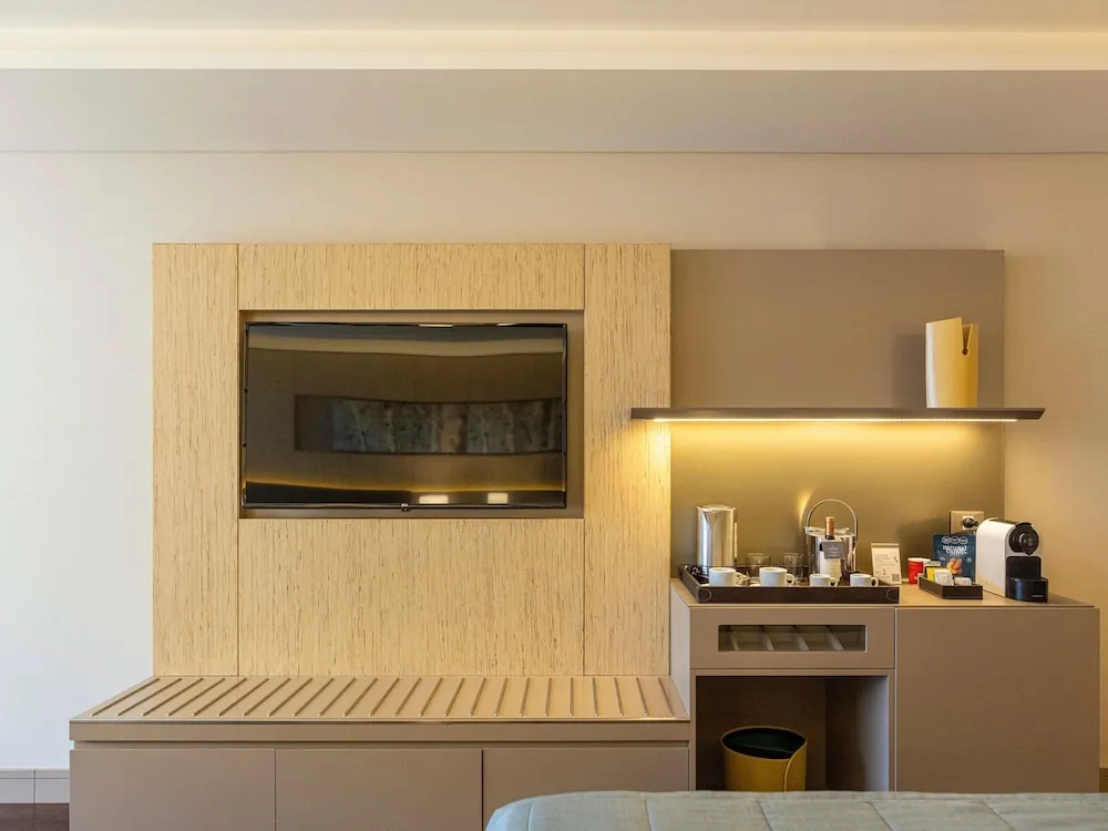 Deluxe Süit, 1 Çift Kişilik Yatak, Engellilere Uygun, Park Manzaralı