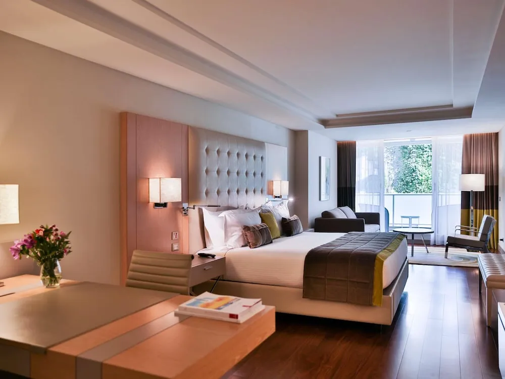 Executive Oda, 1 En Büyük (King) Boy Yatak ve Çekyat, Balkon