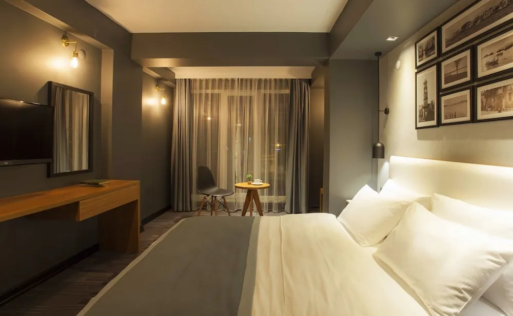 Deluxe Tek Büyük veya İki Ayrı Yataklı Oda, Sigara İçilebilir, Şehir Manzaralı