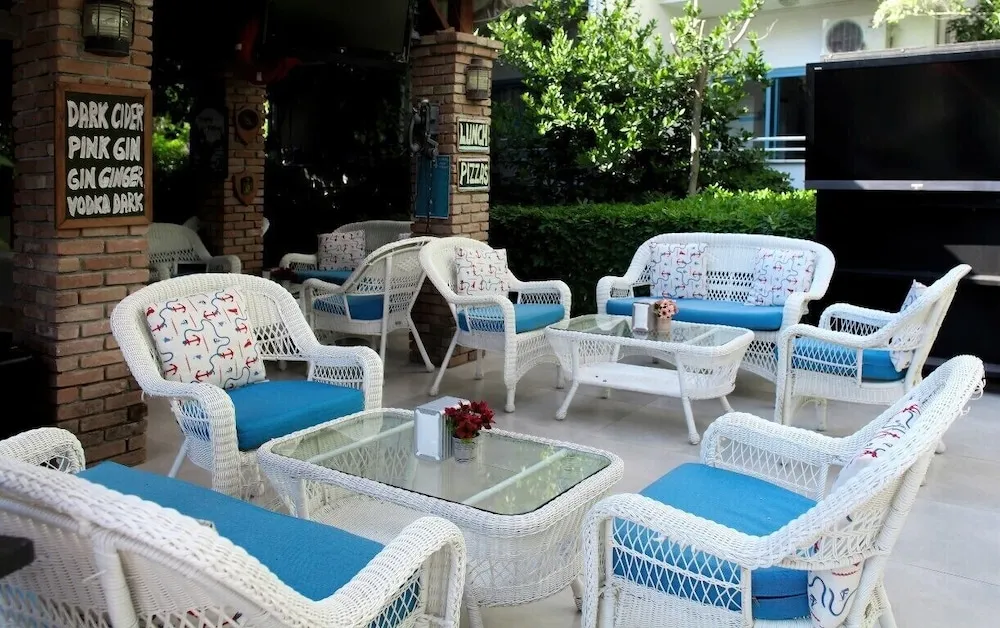 Havuz barı