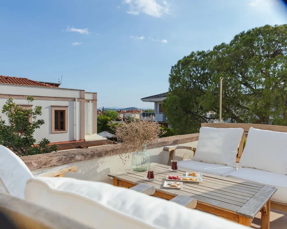 Elia Antique Terrace Deluxe