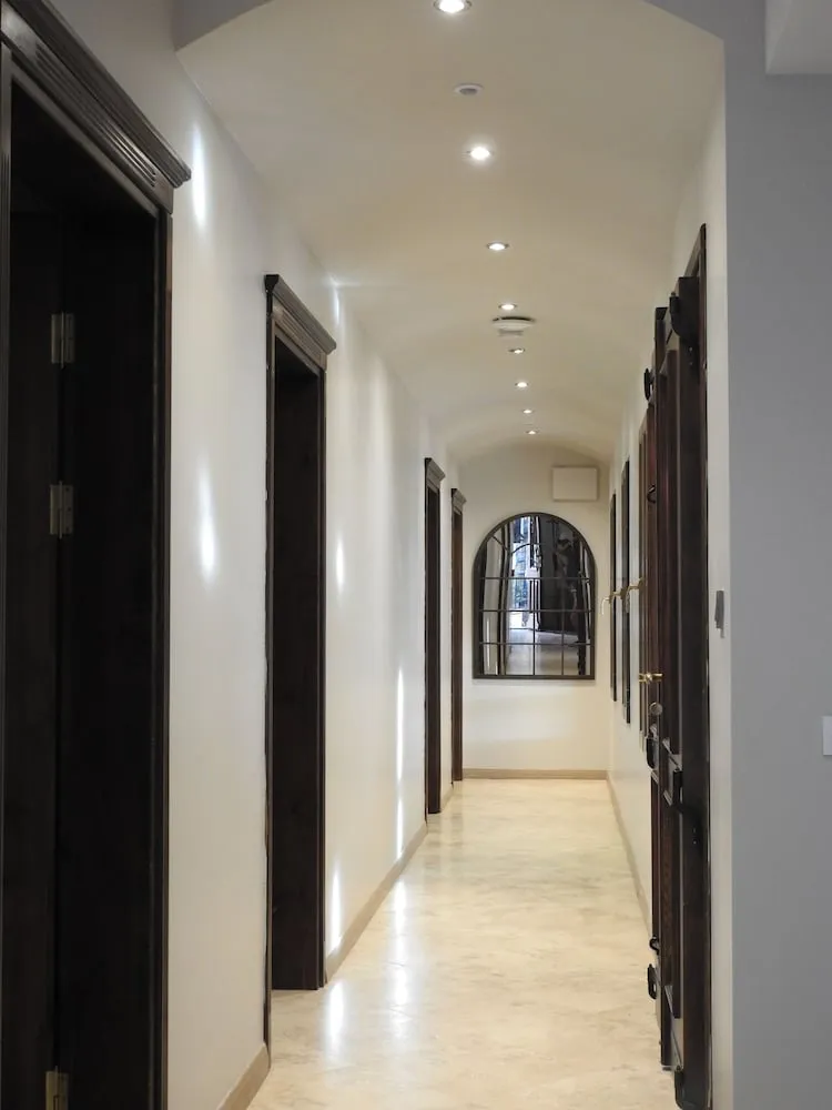 Deluxe Tek Büyük veya İki Ayrı Yataklı Oda, 1 Çift Kişilik veya 2 Tek Kişilik Yatak, Balkon