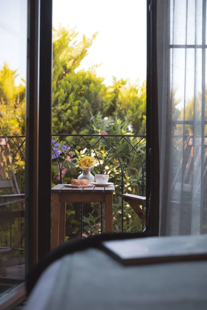 Deluxe Tek Büyük veya İki Ayrı Yataklı Oda, 1 Çift Kişilik veya 2 Tek Kişilik Yatak, Balkon