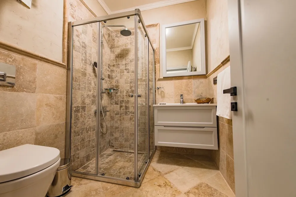 Deluxe Tek Büyük veya İki Ayrı Yataklı Oda, 1 Çift Kişilik veya 2 Tek Kişilik Yatak, Balkon