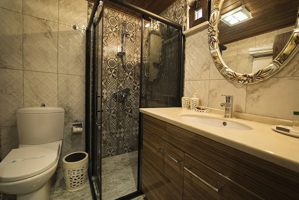 Deluxe Üç Kişilik Oda, 1 Çift Kişilik Yatak ve Çekyat